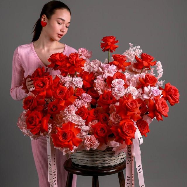 Композиция в корзине Код любви