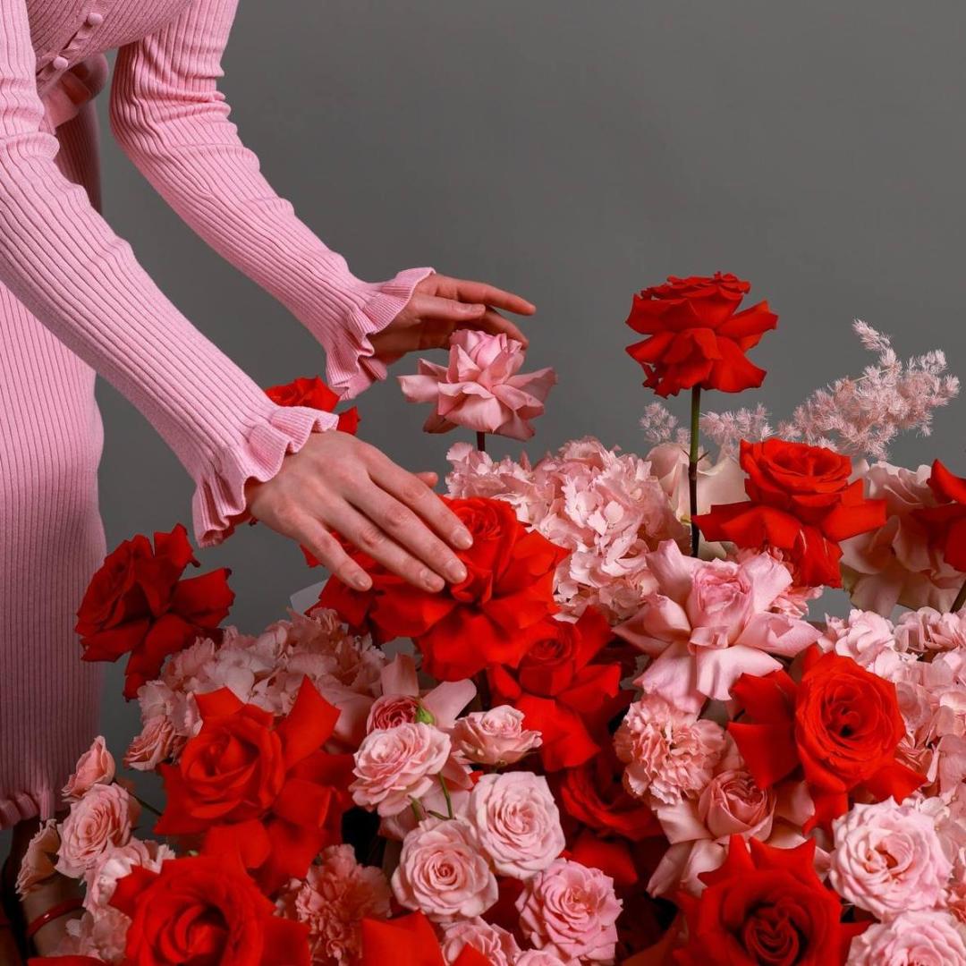 Композиция в корзине Код любви