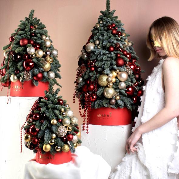 ЕЛКА В КРАСНО-ЗОЛОТОЙ ГАММЕ (В ТРЕХ РАЗМЕРАХ)