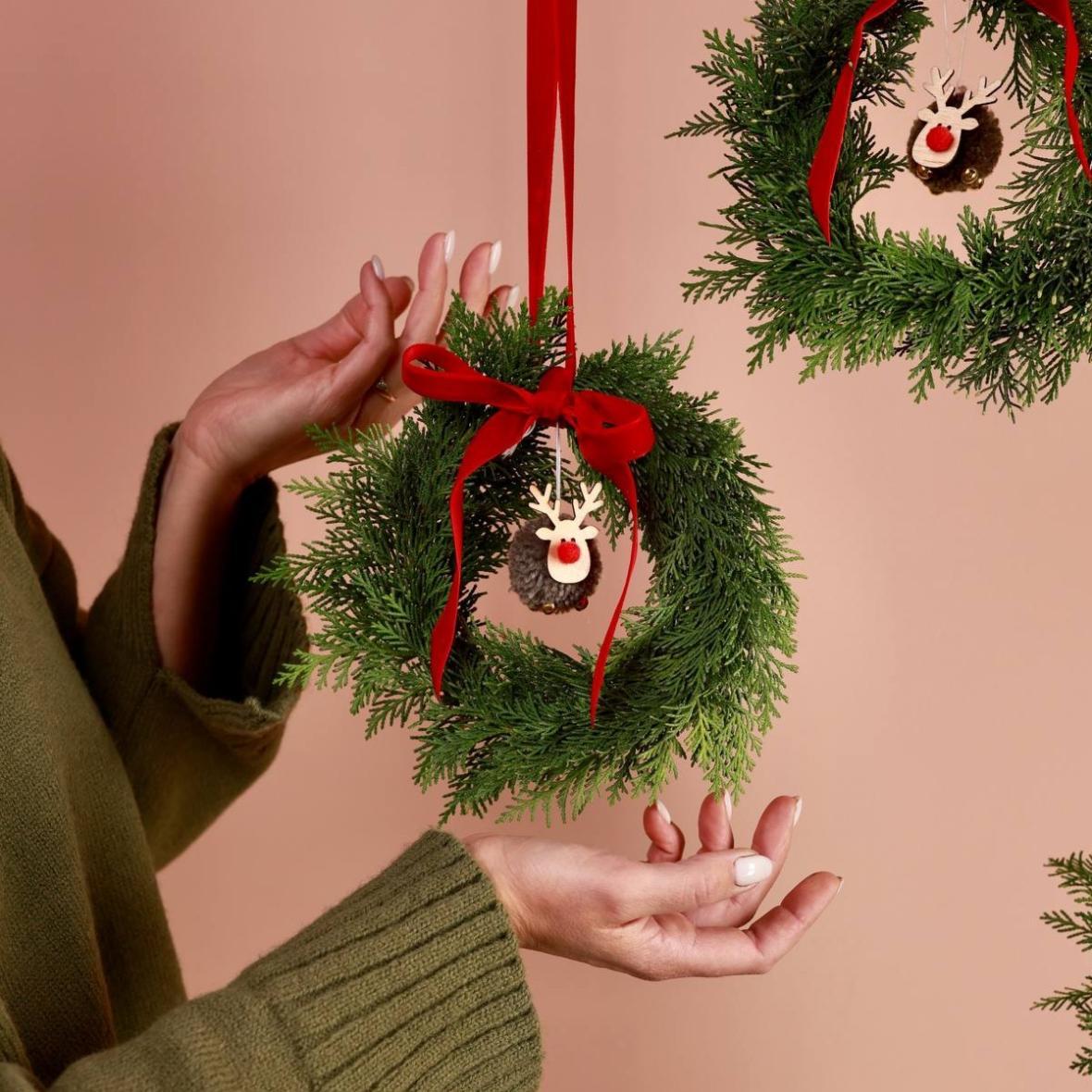 Рождественский венок из хвои (мини)