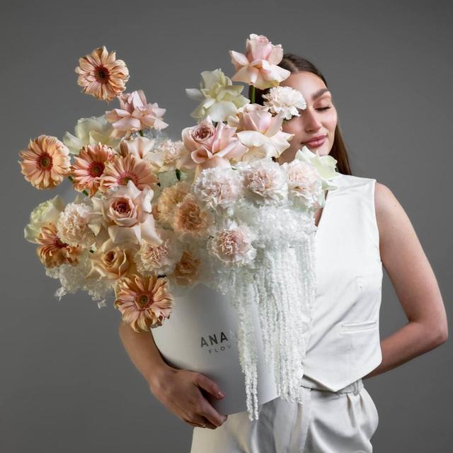 Композиция в коробке Персиковый коктейль Композиция в коробке Персиковый коктейль