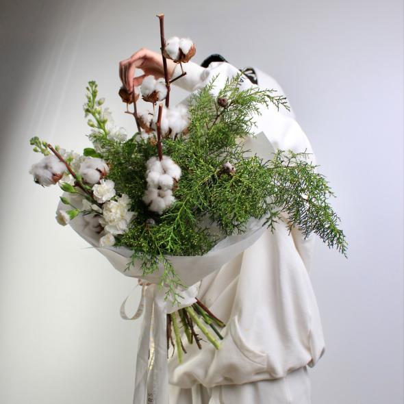 Зимний букет с хлопком