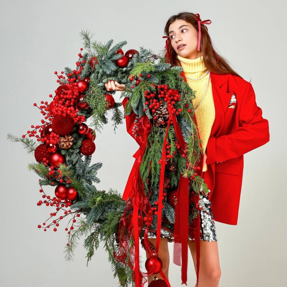 Рождественский венок RED MAX