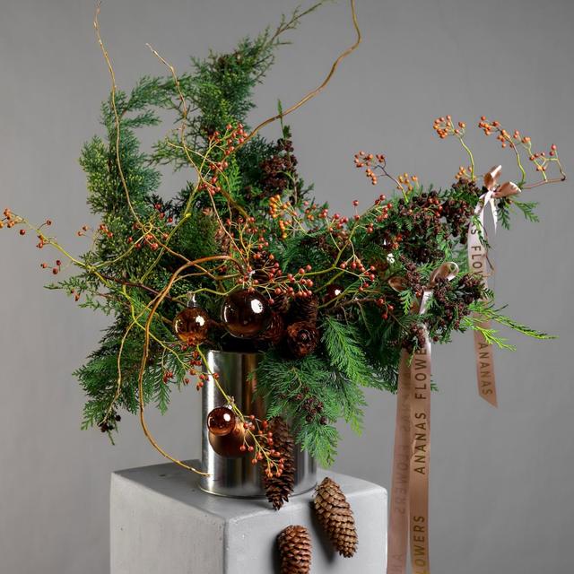 Композиция в банке Елочные шишки Композиция в банке Елочные шишки