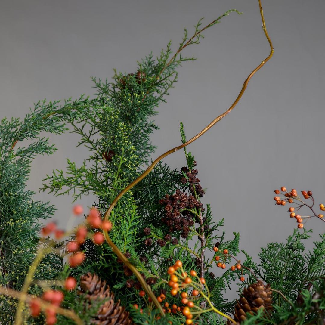 Композиция в банке Елочные шишки